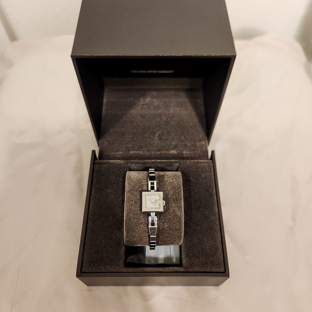 Gucci Womens YA102507 Diamond Pave Mini G Dial Watch